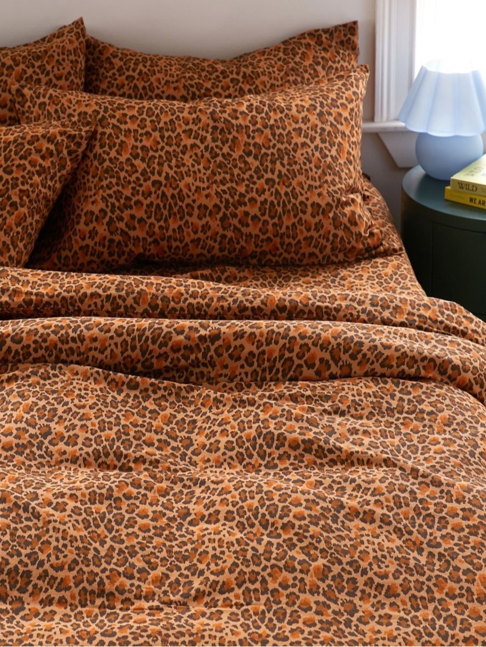 NEW. Urban Outfitters Dolores Leopard Core Duvet Cover Set. NEW IN PACKAGE